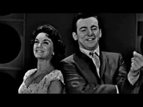 Ladies and gentlemen… this song once made the whole world feel young again. But today, only a few still remember the melody that could stop time. - StoryPulse